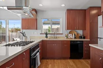 5315 Macdonald Ave, El Cerrito, CA 94530 - Photo 23