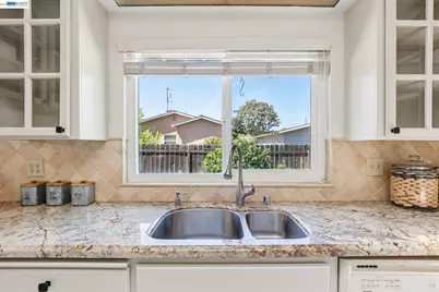 1113 Tokay Cmn, Livermore, CA 94550 - Photo 15