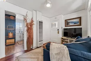 1720 Auseon Ave, Oakland, CA 94621 - Photo 31