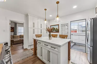 1720 Auseon Ave, Oakland, CA 94621 - Photo 17