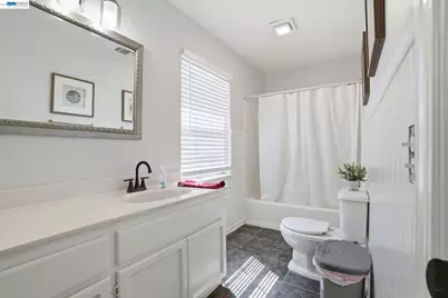 761 Heritage Pl, Tracy, CA 95377 - Photo 29