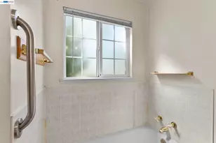 35446 Cleremont Dr, Newark, CA 94560 - Photo 31