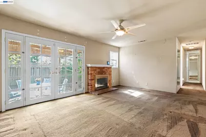 35446 Cleremont Dr, Newark, CA 94560 - Photo 5