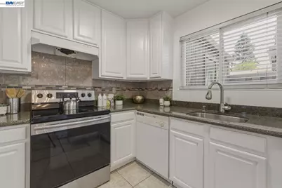 1245 Pine Creek Way #I, Concord, CA 94520 - Photo 13
