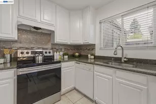 1245 Pine Creek Wy, Concord, CA 94520 - Photo 13