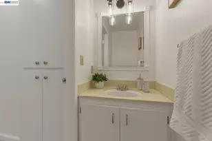 1245 Pine Creek Wy, Concord, CA 94520 - Photo 17