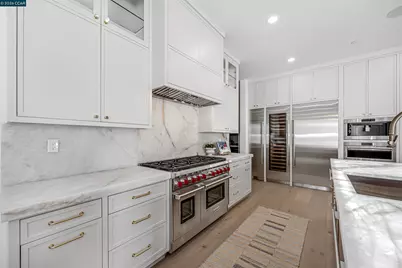 1570 Rancho View Dr, Lafayette, CA 94549 - Photo 19