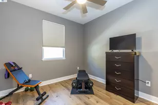 228 First St, Benicia, CA 94510 - Photo 25