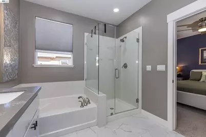 228 1st St, Benicia, CA 94510 - Photo 17