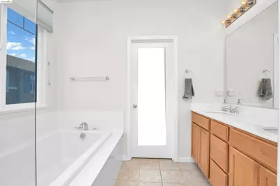 252 Coolcrest Dr, Oakley, CA 94561 - Photo 23