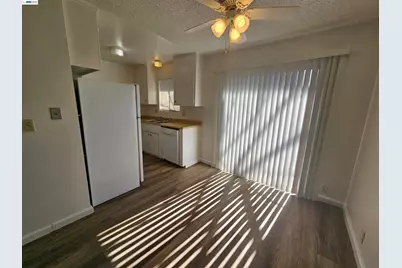 5570 Mountain View, Redding, CA 96003 - Photo 11