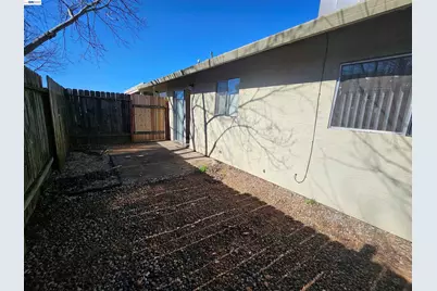 5570 Mountain View, Redding, CA 96003 - Photo 39