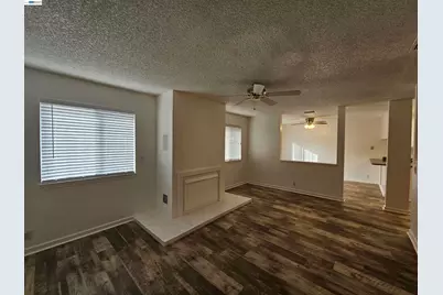 5570 Mountain View, Redding, CA 96003 - Photo 25