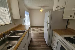 5570 Mountain View, Redding, CA 96003 - Photo 15