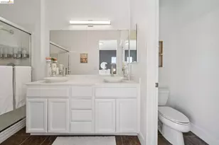 1143 66th St, Oakland, CA 94608 - Photo 27