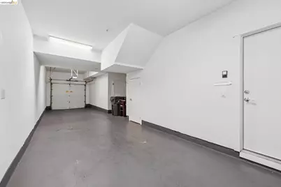 1143 66th St, Oakland, CA 94608 - Photo 41