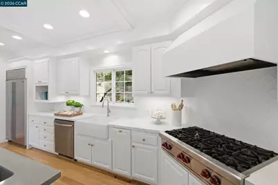 3 Honey Hill Ct, Orinda, CA 94563 - Photo 23