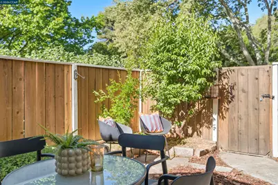 4203 Dubhe Ct, Concord, CA 94521 - Photo 39