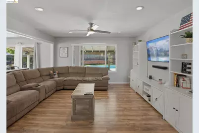 1004 Thomas Ct, Antioch, CA 94509 - Photo 7