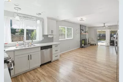 1004 Thomas Ct, Antioch, CA 94509 - Photo 17