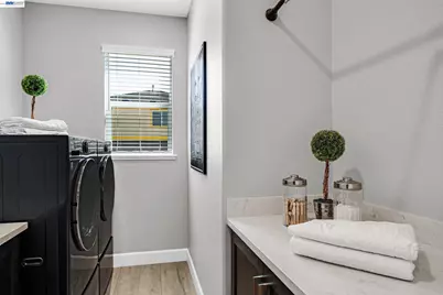 271 Eagle Nest Dr, Oakley, CA 94561 - Photo 23