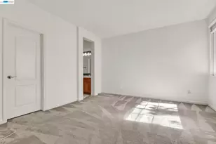 10863 Packard St, Oakland, CA 94603 - Photo 15