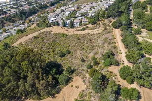 14381 Skyline Blvd, Oakland, CA 94619 - Photo 27