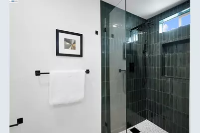 27830 Miami Ave, Hayward, CA 94545 - Photo 21