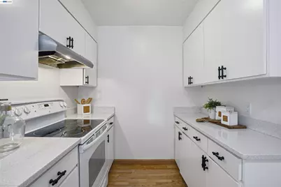 1029 Esther Dr, Pleasant Hill, CA 94523 - Photo 9