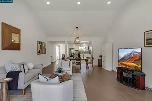 692 Silver Lake Dr, Danville, CA 94526 - Photo 19