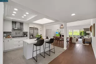 692 Silver Lake Dr, Danville, CA 94526 - Photo 1