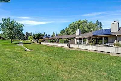 692 Silver Lake Dr, Danville, CA 94526 - Photo 41