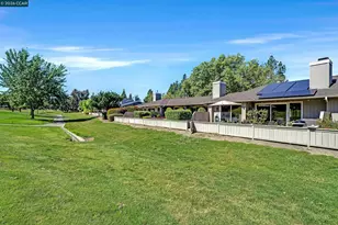692 Silver Lake Dr, Danville, CA 94526 - Photo 41