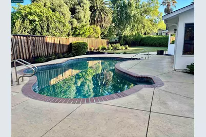 918 Cortina Ct, Walnut Creek, CA 94598 - Photo 3