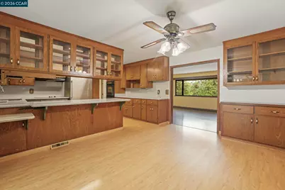 31 Oak Knoll Loop, Walnut Creek, CA 94596 - Photo 9