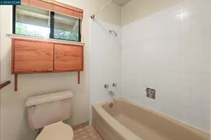 31 Oak Knoll Loop, Walnut Creek, CA 94596 - Photo 15