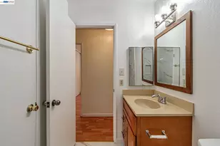 2538 16th St, Oakland, CA 94601 - Photo 29