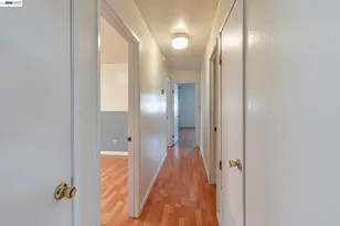 2538 16th St, Oakland, CA 94601 - Photo 13