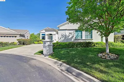 413 Cortland Ter, Brentwood, CA 94513 - Photo 3