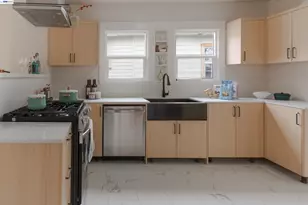 318 Pine St, Stockton, CA 95204 - Photo 11