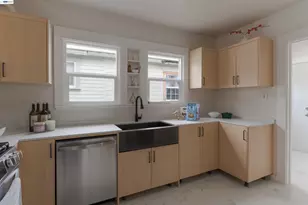 318 Pine St, Stockton, CA 95204 - Photo 13