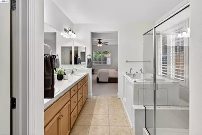 5679 Leitrim Way, Antioch, CA 94531 - Photo 41