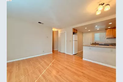 1520 Schenone Ct #2, Concord, CA 94521 - Photo 3