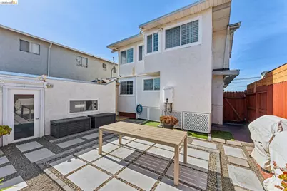 1720 Auseon Ave, Oakland, CA 94621 - Photo 55