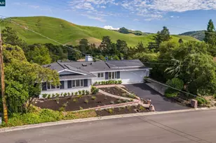 91 Shuey Dr, Moraga, CA 94556 - Photo 1