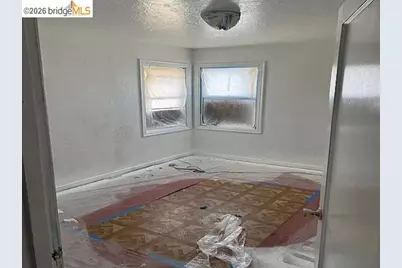 9945 B St, Oakland, CA 94603 - Photo 3