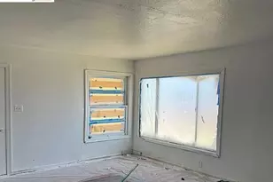 9945 B St, Oakland, CA 94603 - Photo 9