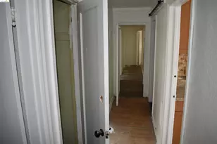 9945 B St, Oakland, CA 94603 - Photo 11