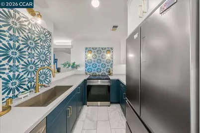 330 Vernon St #207, Oakland, CA 94610 - Photo 7