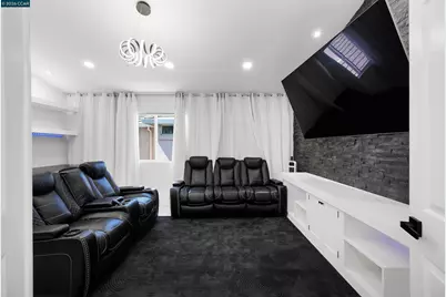 621 Black Oak Way, Antioch, CA 94509 - Photo 39